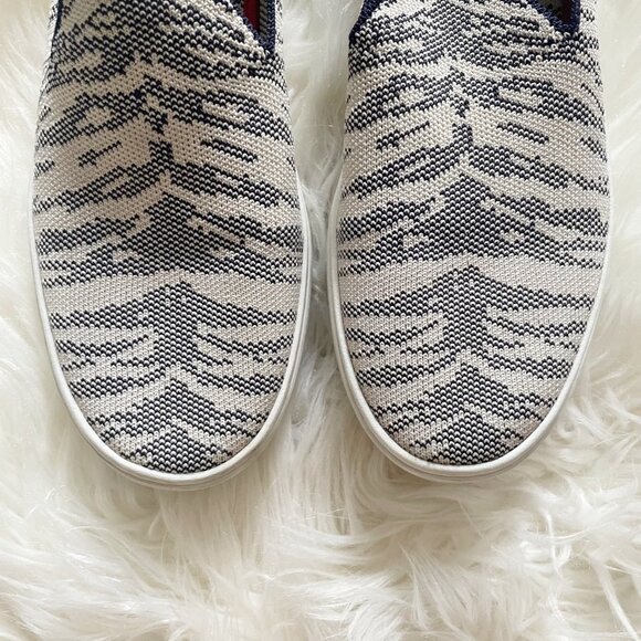 Rothy’s White Black Maritime Tiger Stripe Retired Print Slip On Shoes - Picture 2 of 9